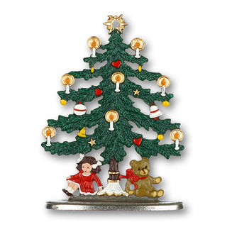 Tannenbaum mit Puppe