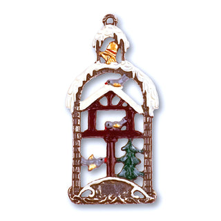 Vogelhaus im Schnee